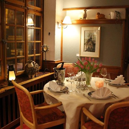 Hotel Restaurant Escher Leukerbad Esterno foto